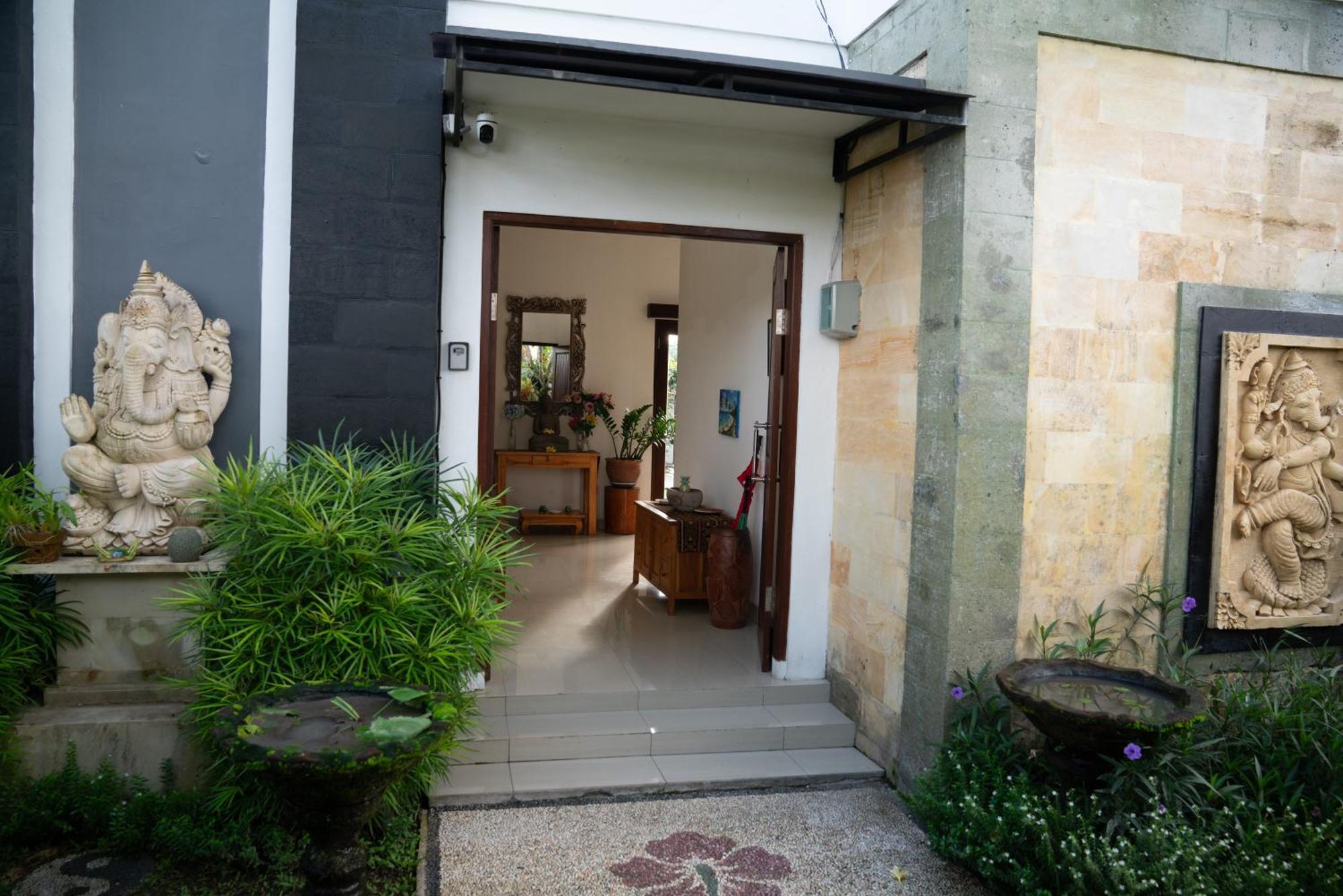 Ananditha Ricefield Views Villa